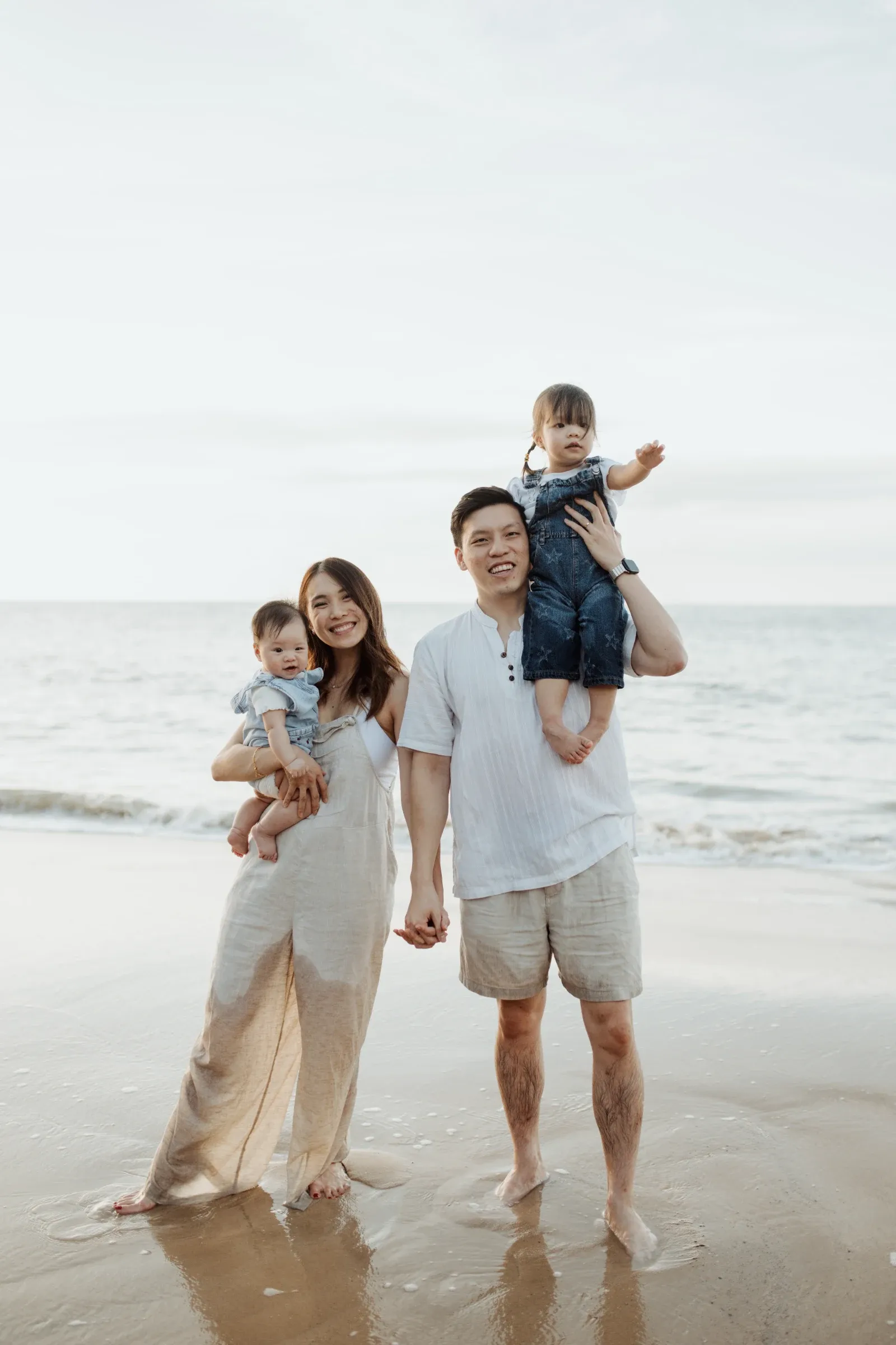 Family moments by the shore, outdoor family shoot by Ju Shiu Photography, Kuching, Sarawak