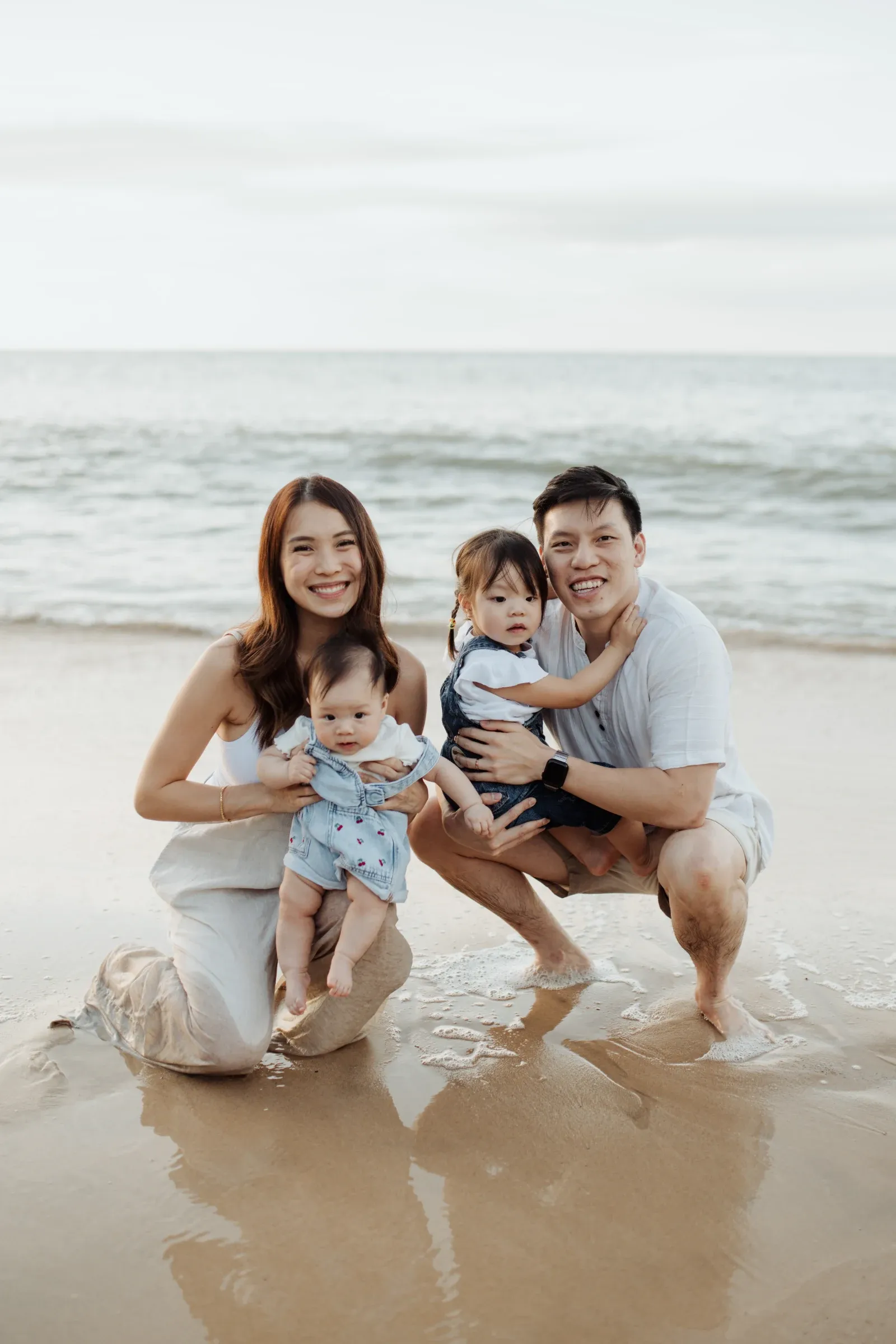 Family moments by the shore, outdoor family shoot by Ju Shiu Photography, Kuching, Sarawak